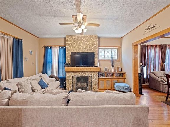 5th image of 4237 Windsor Ave