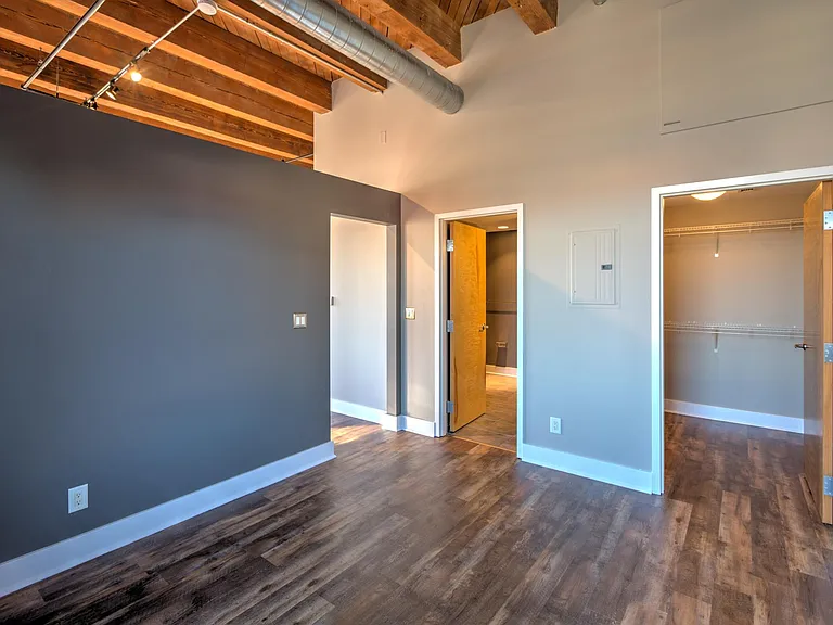 150 E Main St #403 — Photo 15