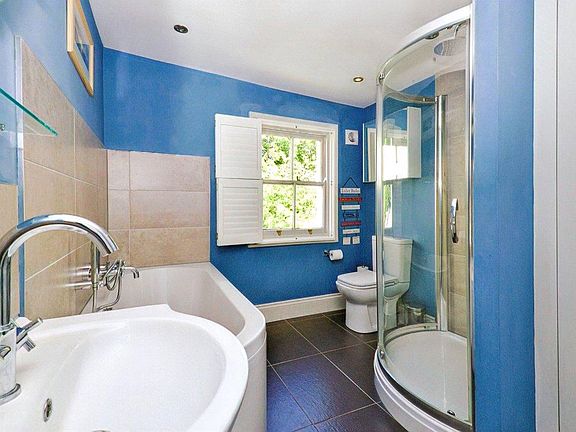 3rd image of 825 Mira Mar Ave #3