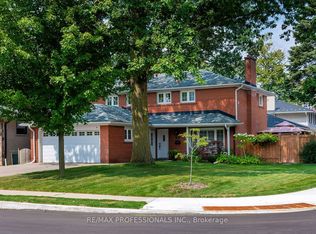 38 Boxwood Rd, Toronto, ON M9C2W5