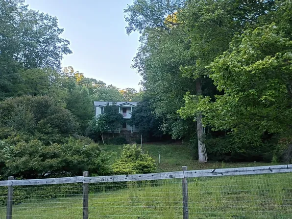 2840 Glenn Springs Rd, Spartanburg, SC 29302