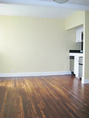 Rented by Segallis Real Estate | media 19