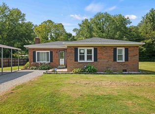 533 W New Hope Rd, Boonville, IN 47601