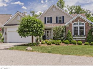 17413 Beech Grove Trl, Chagrin Falls, OH 44023