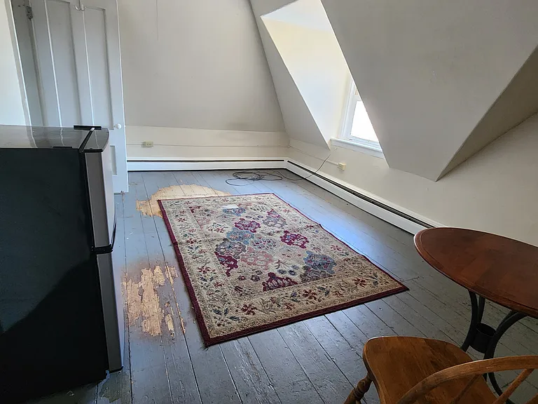 256 Main St #7 — Photo 1