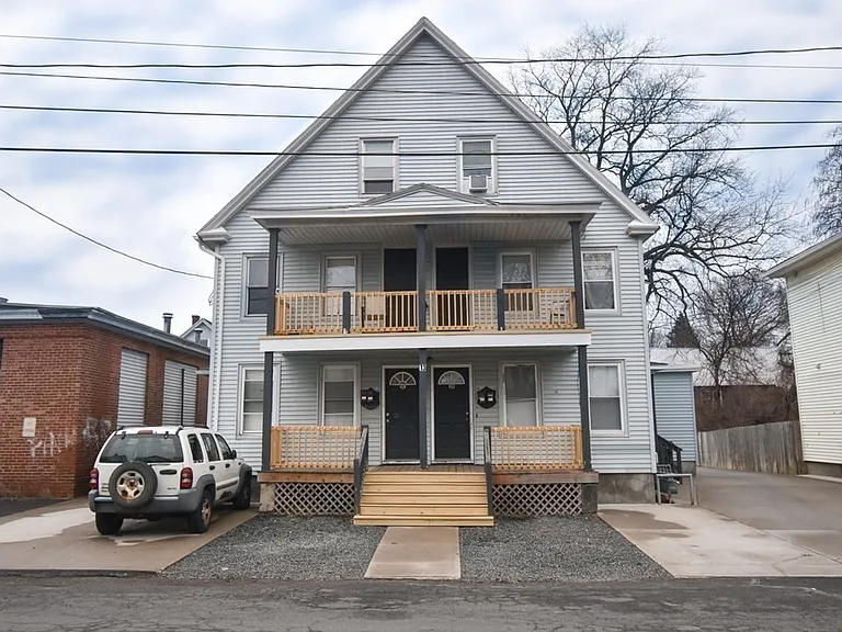 13 Sackett St #2L — Photo 1