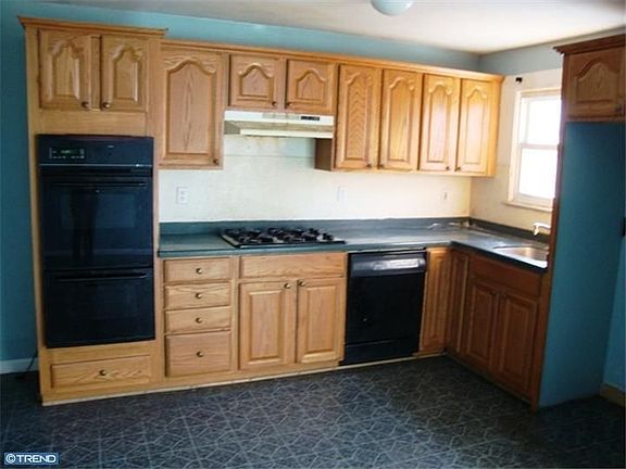 5th image of 3736 Bandon Dr