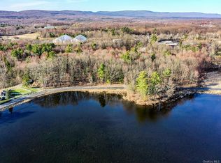 815 Prosperous Valley Rd, Middletown, NY 10940
