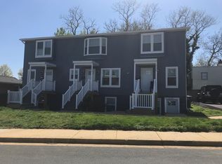 2130 N Cameron St, Arlington, VA 22207