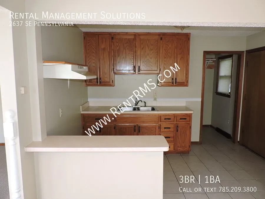 2637 SE Pennsylvania **Move In Special** — Photo 4