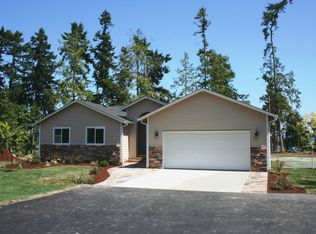 4656 Jones Rd, Oak Harbor, WA 98277
