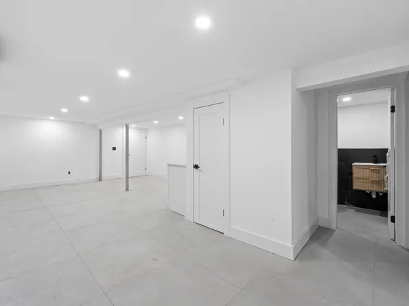 179-11 120th Avenue image 26 of 35