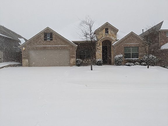 3rd image of 1100 Uplands Dr