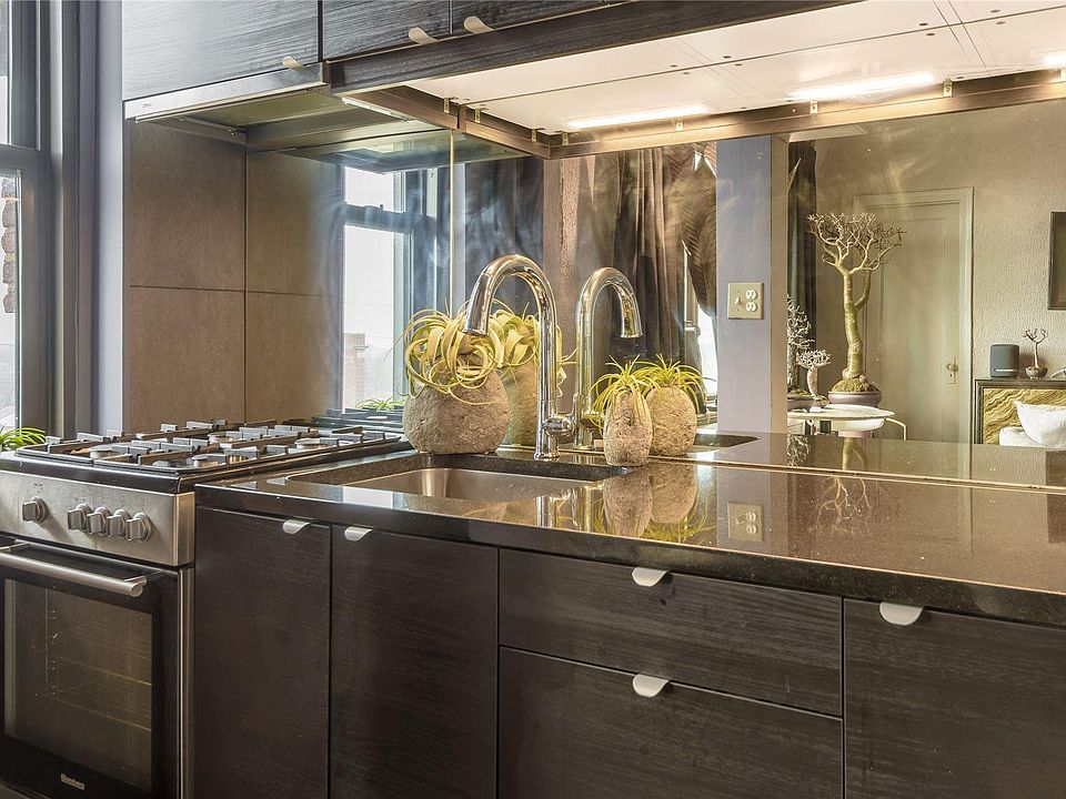 1st image of 141 Woodmere Boulevard #6D