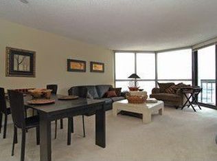 33 W Delaware Pl APT 19H, Chicago, IL 60610
