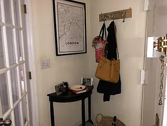 Rented by R New York