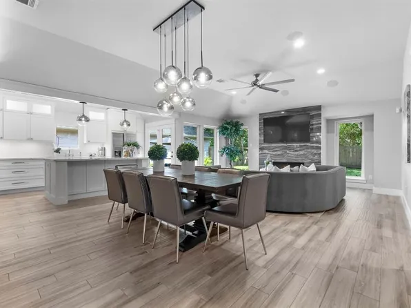 35 Silkbay Pl, Spring, TX 77382