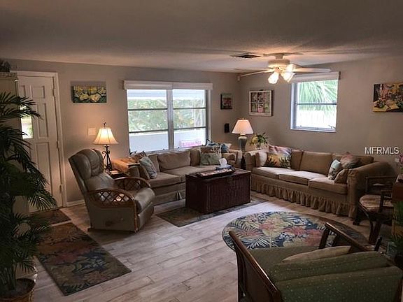 5th image of 706 N Shore Dr