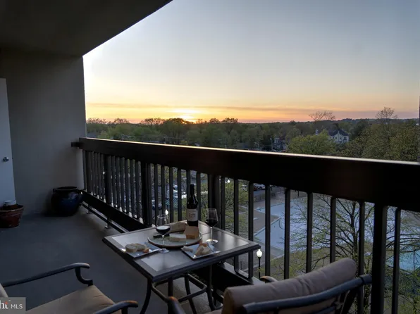 5501 Seminary Rd APT 514S, Falls Church, VA 22041