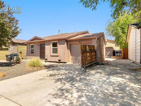 3rd image of 3117 Moonbeam Cir S