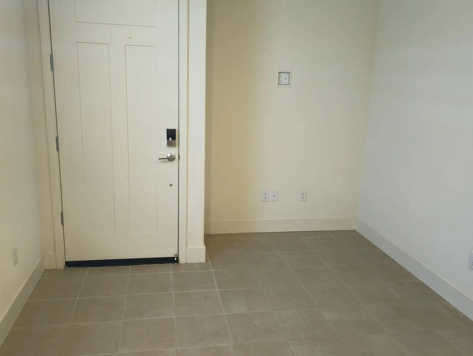 1 bed, 325 sqft, $1,500 — Photo 4