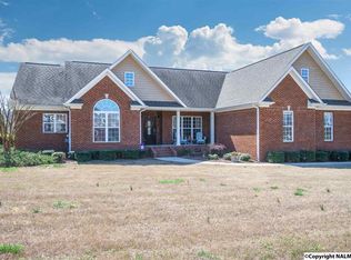 51 Holland Dr, Scottsboro, AL 35768