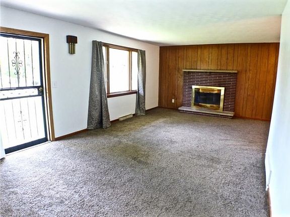 2nd image of 3660 Highlawn Ave SE