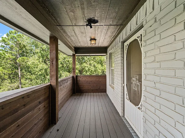621 Somerset Dr — Photo 24