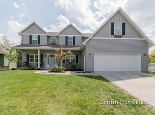 20 Fawn Cove Ct NE, Rockford, MI