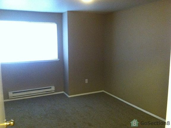5th image of 3301 Valentine Ln SE APT 103