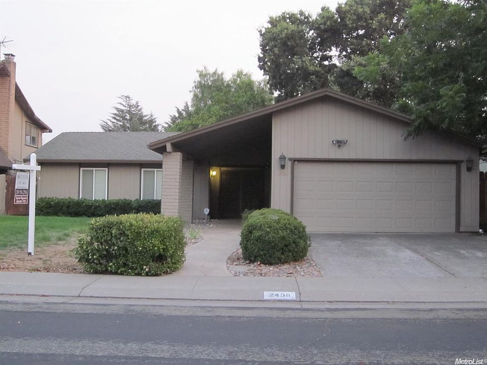 1st image of 2438 Shropshire Dr