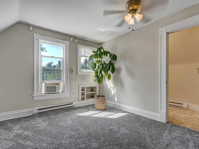14 N Walnut St — Photo 10