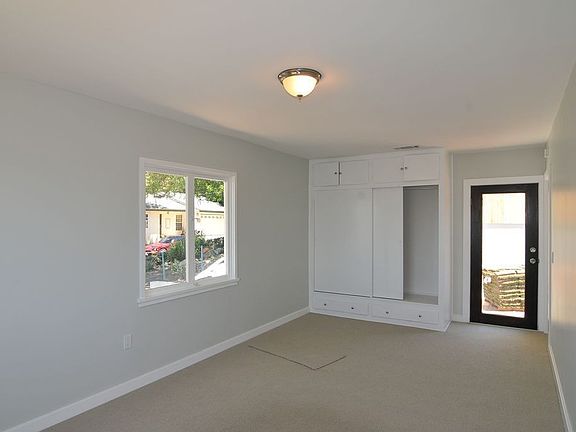 4th image of 3500 Lavell Dr