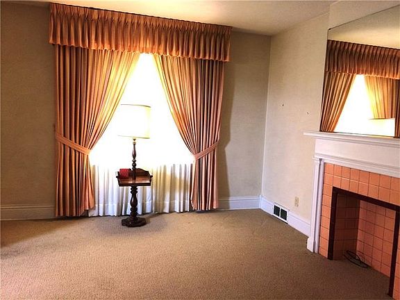 3rd image of 208 Highland Ave