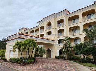 35 Harbour Isle Dr W UNIT 104, Fort Pierce, FL 34949