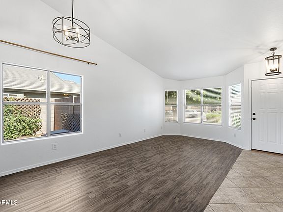 4th image of 2362 E MORELOS Street