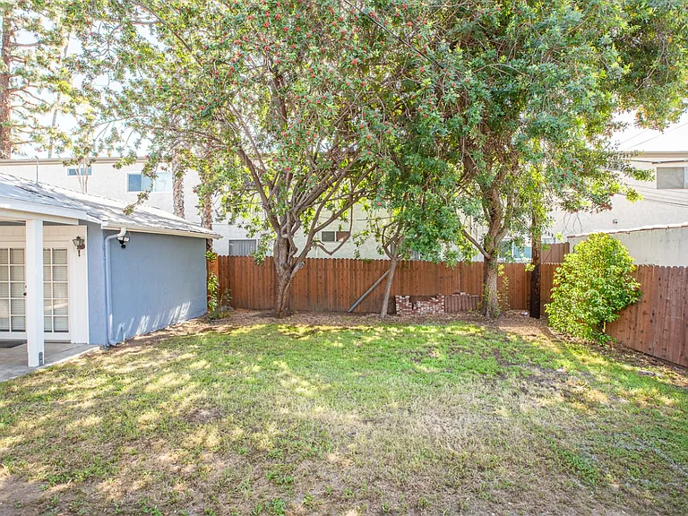 1170 Sonora Ave — Photo 65