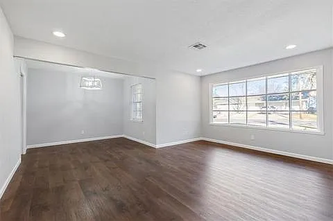 5324 Lake Lindenwood Dr — Photo 5