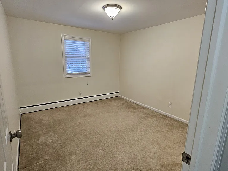 667 Indian Church Rd #3 — Photo 14