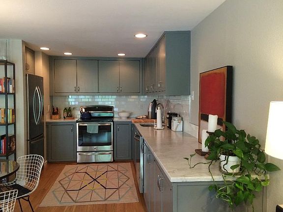 3rd image of 410 13th Ave E APT 203