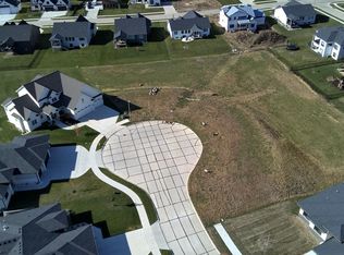 18079 Hammontree Cir, Clive, IA 50325