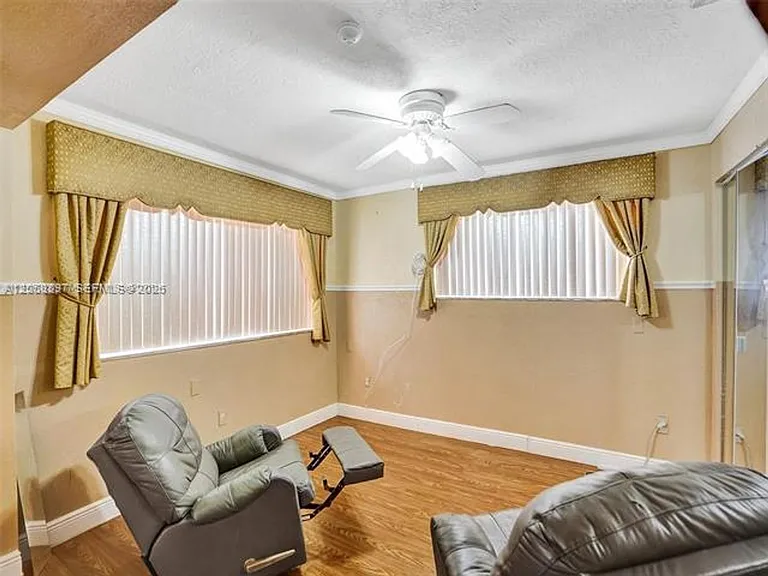 1161 NE 202nd St #1161 — Photo 23