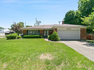 16110 Wayne Rd, Livonia, MI 48154