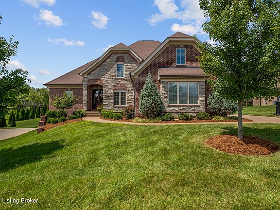 2nd image of 18723 Willington Cir
