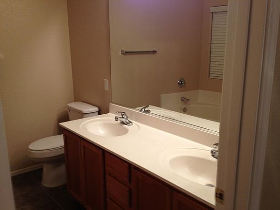 5th image of 7644 W Foothill Dr