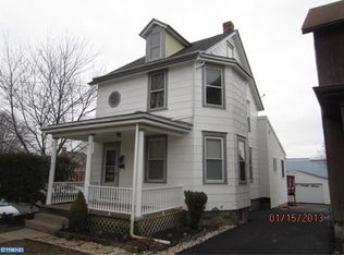 26 Center Ave, Willow Grove, PA 19090