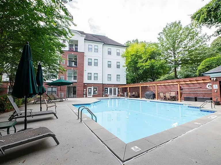 3275 Lenox Rd NE #207 — Photo 27