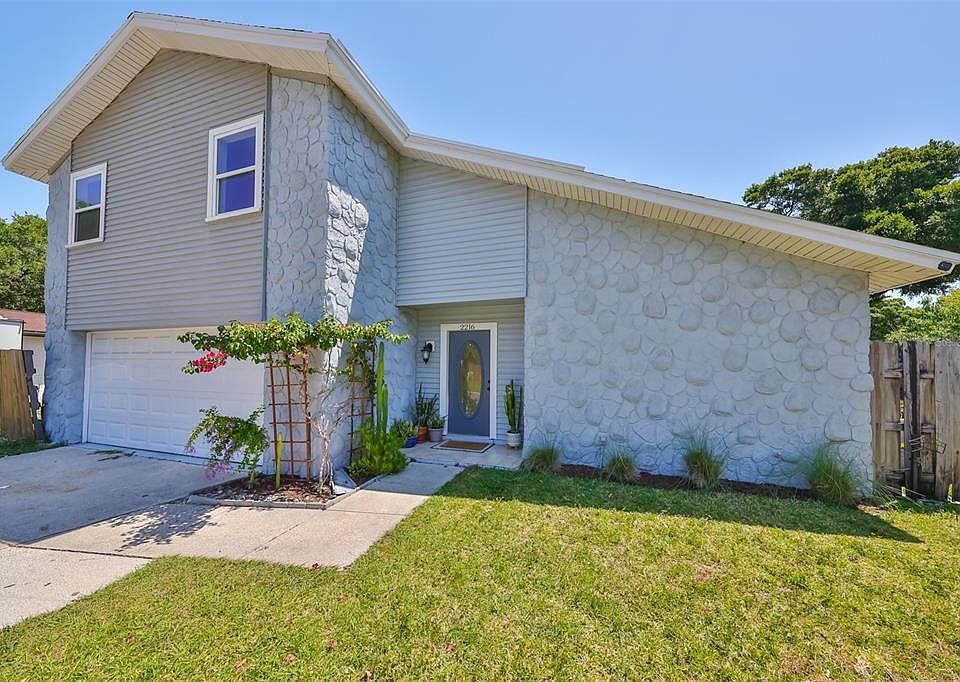 1st image of 2216 Sherbrook Dr