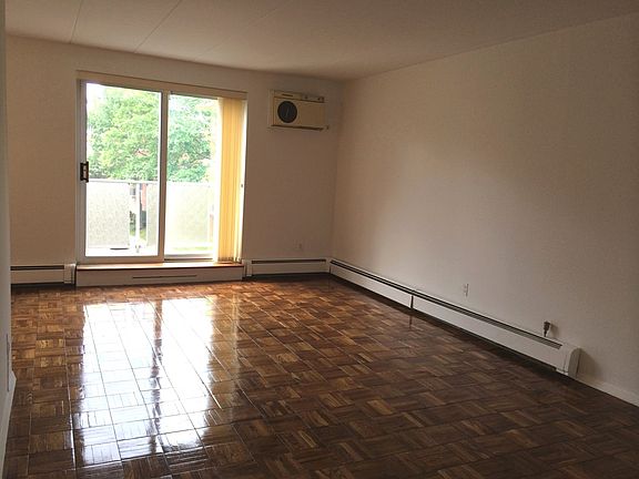 2nd image of 372 Central Park Ave APT 4D