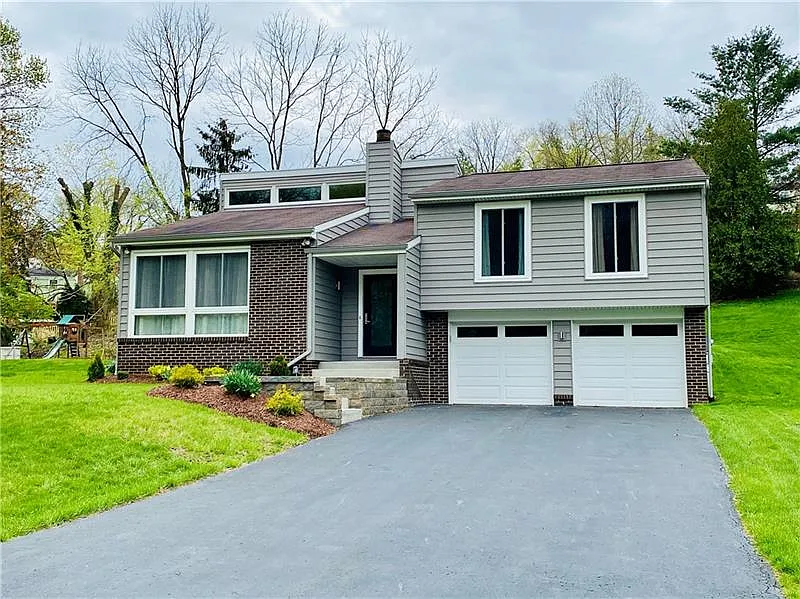 286 Gerrie Dr photo 1